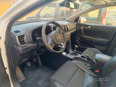 Usata Kia Sportage 115 CV (84 kW) 2016 Bianco SUV