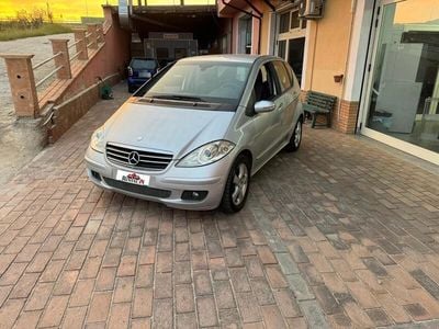 Usata Mercedes A180 Avantgarde 140 CV (102 kW) 2008 Grigio Berlina