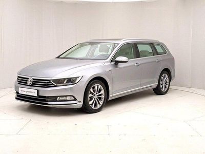 Usata VW Passat Executive 240 CV (176 kW) 2018 Argento Station wagon