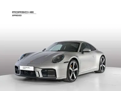 Usata Porsche 911 Carrera 394 CV (289 kW) 2024 Argento gt Coupé