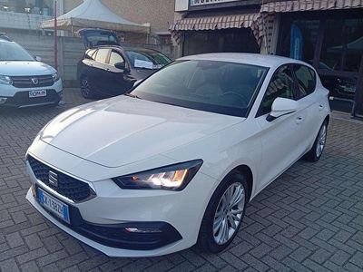 Usata Seat Leon Style 131 CV (96 kW) 2022 Bianco Berlina