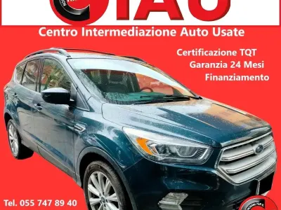 Usata Ford Kuga SEL 179 CV (131 kW) 2019 Blu SUV