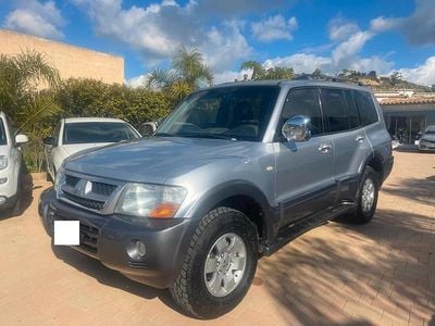Usata Mitsubishi Pajero 163 CV (119 kW) 2005 Grigio SUV