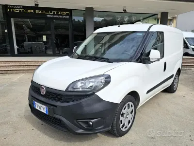 Usata Fiat Doblò 120 CV (88 kW) 2019 Bianco Monovolume