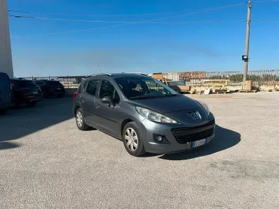 Usata Peugeot 207 92 CV (67 kW) 2010 Grigio Station wagon