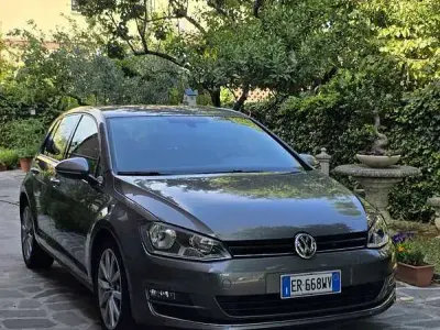 Usata VW Golf Sportsvan Highline 105 CV (77 kW) 2013 Monovolume