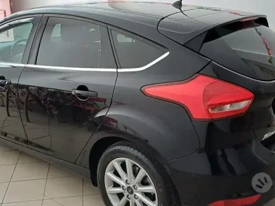 Usata Ford Focus Titanium 120 CV (88 kW) 2017 Nero Berlina