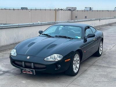Usata Jaguar XKR 363 CV (266 kW) 1999 Nero Coupé
