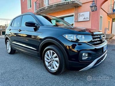 Usado VW T-Cross Advance 116 CV (85 kW) 2019 Negro SUV