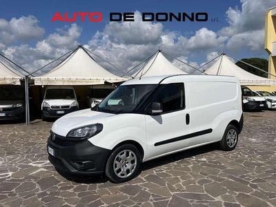 Usata Fiat Doblò 105 CV (77 kW) 2021 Bianco Monovolume