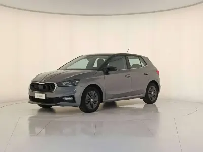 Usata Skoda Fabia Style 110 CV (80 kW) 2022 Grigio scuro met Utilitaria