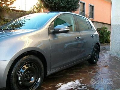 Usata VW Golf VI 140 CV (102 kW) 2011 Grigio Utilitaria
