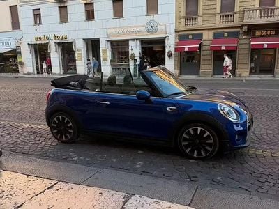 Usata Mini Cooper Cabriolet 136 CV (100 kW) 2019 Blu/azzurro Cabrio