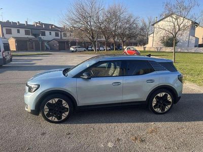 Blu/azzurro Usata 2024 Ford Explorer Extended Range SUV | 42.000 € (Molto cara)