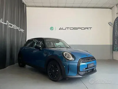 Usata Mini Cooper 136 CV (100 kW) 2023 Blu Utilitaria