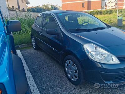 usata Renault Clio 3ª serie - 2006 benzina E4 neopatenta