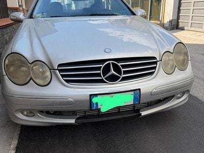 Usata Mercedes CLK270 Avantgarde 170 CV (125 kW) 2004 Grigio Coupé