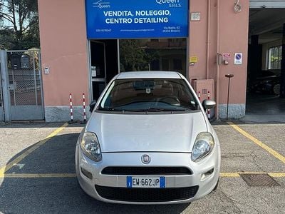 Usata Fiat Punto Young 69 CV (50 kW) 2014 Argento Utilitaria