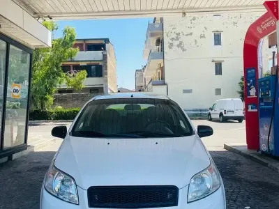 Usata Chevrolet Aveo LT 84 CV (61 kW) 2011 Bianco Berlina