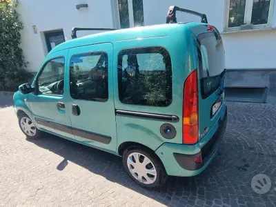 Usata Renault Kangoo 82 CV (60 kW) 2004 Verde Monovolume