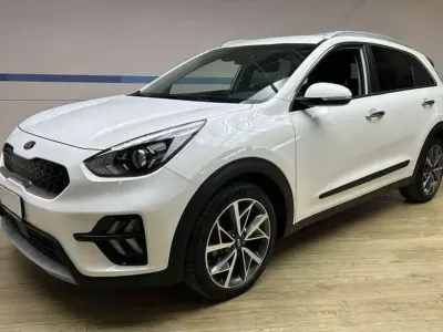 Usata Kia Niro Style 105 CV (77 kW) 2021 Bianco SUV
