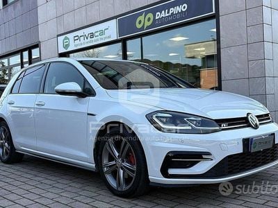 Usata VW Golf VII Sport 116 CV (85 kW) 2019 Bianco Utilitaria