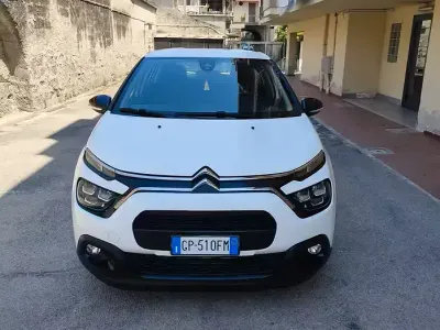 Usata Citroën C3 Shine 102 CV (75 kW) 2023 Bianco Utilitaria