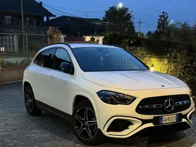 Usata Mercedes GLA200 AMG 150 CV (110 kW) 2024 SUV