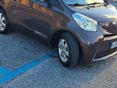 Usata Toyota iQ 98 CV (72 kW) 2009 Utilitaria