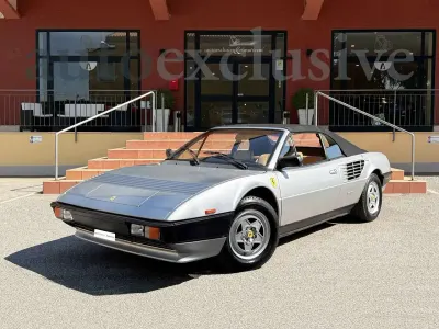 Usata Ferrari Mondial 235 CV (172 kW) 1984 Argento Cabrio