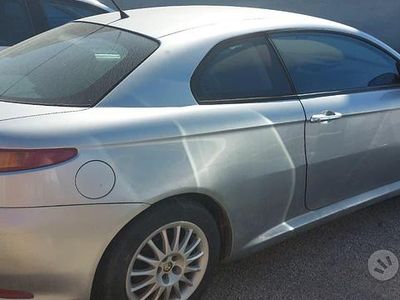 Usata Alfa Romeo GT Distinctive 2003 Grigio Coupé