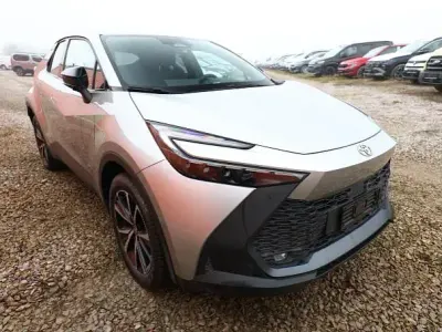 Nouă Toyota C-HR 223 CP (164 kW) 2025 Gri SUV