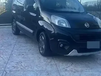 Usata Fiat Qubo Trekking 95 CV (69 kW) 2016 Nero Monovolume