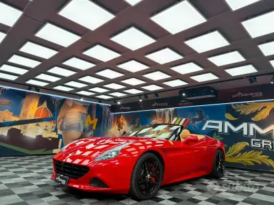 Usata Ferrari California 560 CV (411 kW) 2016 Rosso Cabrio