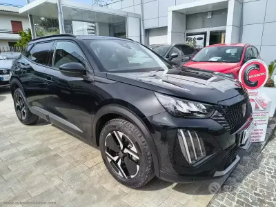 Brugt Peugeot 2008 Allure 102 HK (75 kW) 2025 Sort SUV