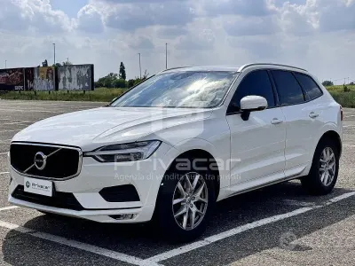 Usata Volvo XC60 Business Edition 197 CV (144 kW) 2020 Bianco SUV