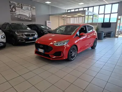 Usata Ford Fiesta ST-Line 125 CV (91 kW) 2022 Rosso Utilitaria