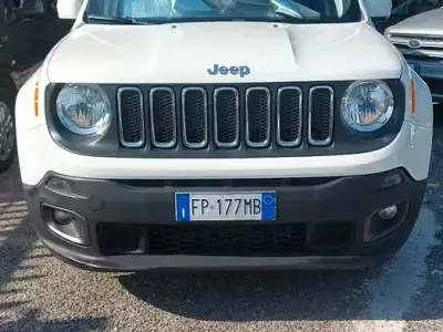 Usata Jeep Renegade 105 CV (77 kW) 2018 Bianco SUV