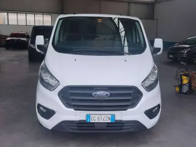 Usata Ford Transit Custom 129 CV (94 kW) 2021 Bianco Furgone