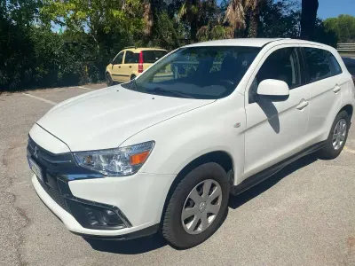 Usata Mitsubishi ASX Inform 117 CV (86 kW) 2018 Bianco SUV