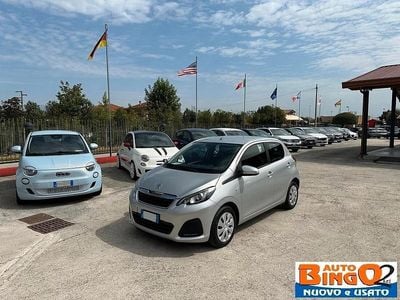 Usata Peugeot 108 Active 72 CV (52 kW) 2019 Argento Utilitaria