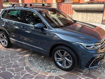 Usata VW Tiguan R-line 150 CV (110 kW) 2023 Grigio SUV