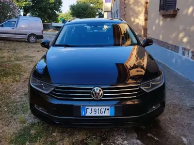 Usata VW Passat Business 120 CV (88 kW) 2017 Nero Station wagon