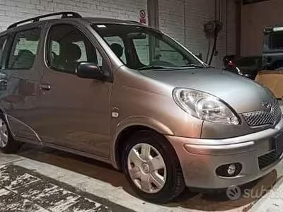 Usata Toyota Yaris 75 CV (55 kW) 2004 Station wagon