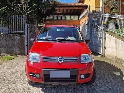 Usata Fiat Panda 4x4 Climbing 60 CV (44 kW) 2006 Rosso Utilitaria