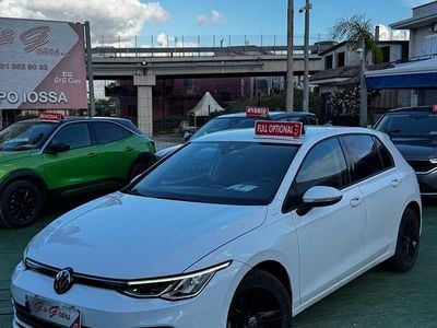 Usata VW Golf VIII Life 110 CV (80 kW) 2023 Bianco Berlina