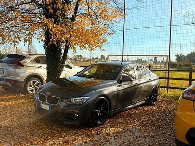 Usata BMW 318 Efficient Dynamics 150 CV (110 kW) 2015 Grigio Berlina