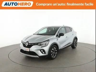Usata Renault Captur Techno 94 CV (69 kW) 2022 Grigio SUV