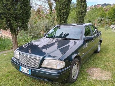 Mercedes C180