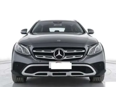 Usata Mercedes E220 Business 194 CV (142 kW) 2017 Grigio Station wagon